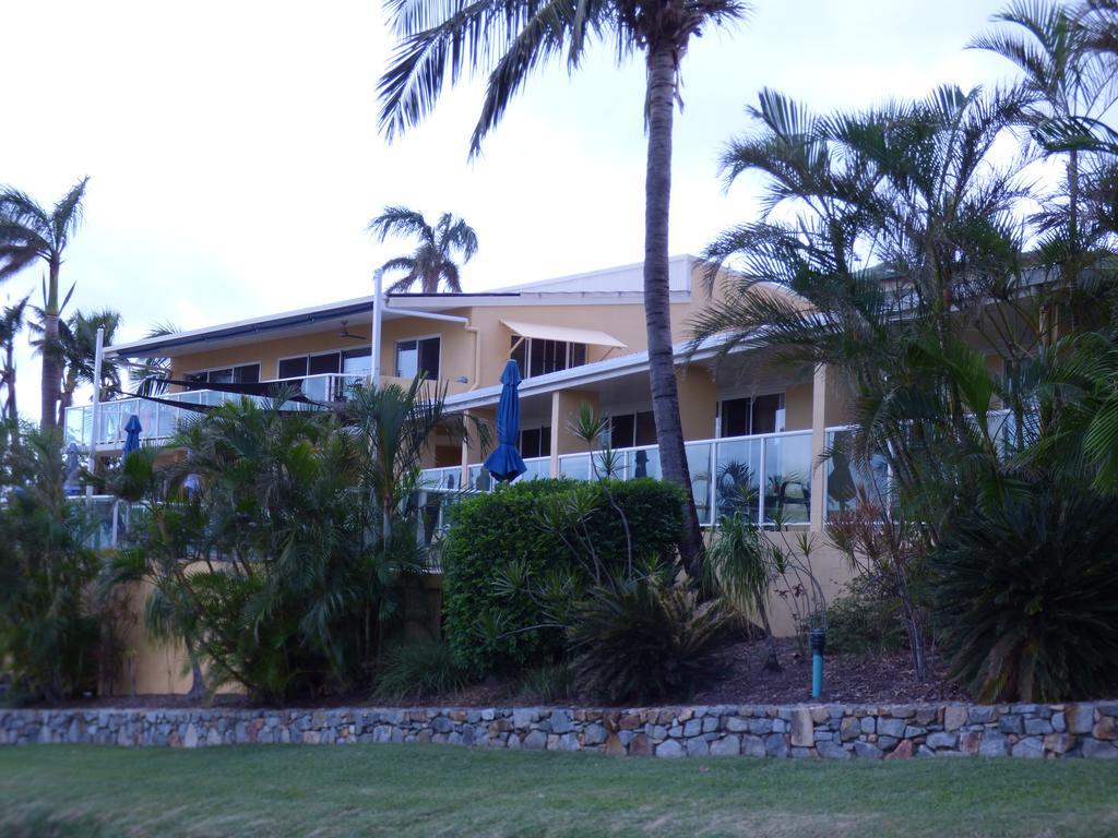 Sunlit Waters Studio Apartments Airlie Beach Dış mekan fotoğraf