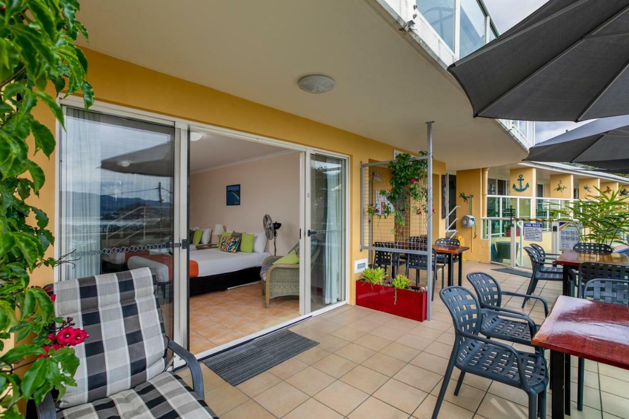 Sunlit Waters Studio Apartments Airlie Beach Dış mekan fotoğraf