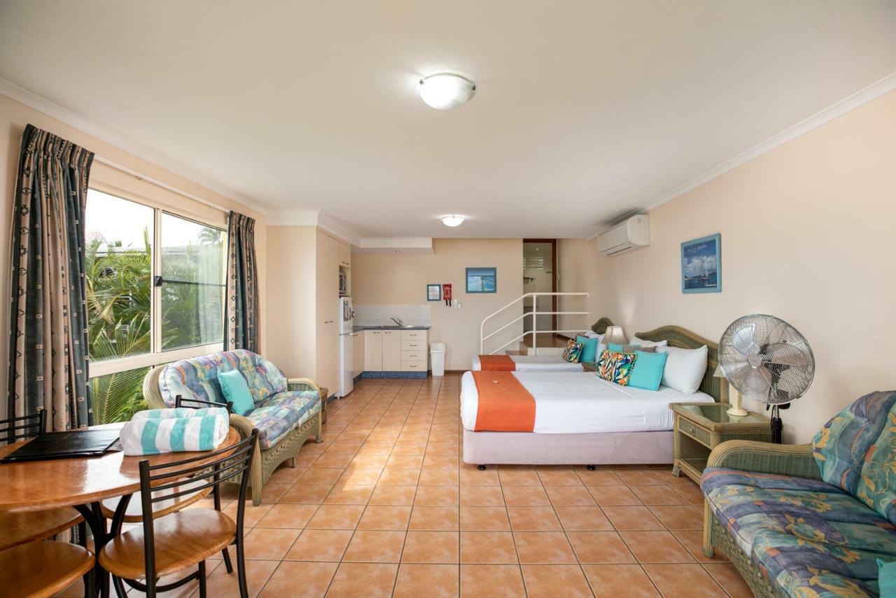 Sunlit Waters Studio Apartments Airlie Beach Dış mekan fotoğraf