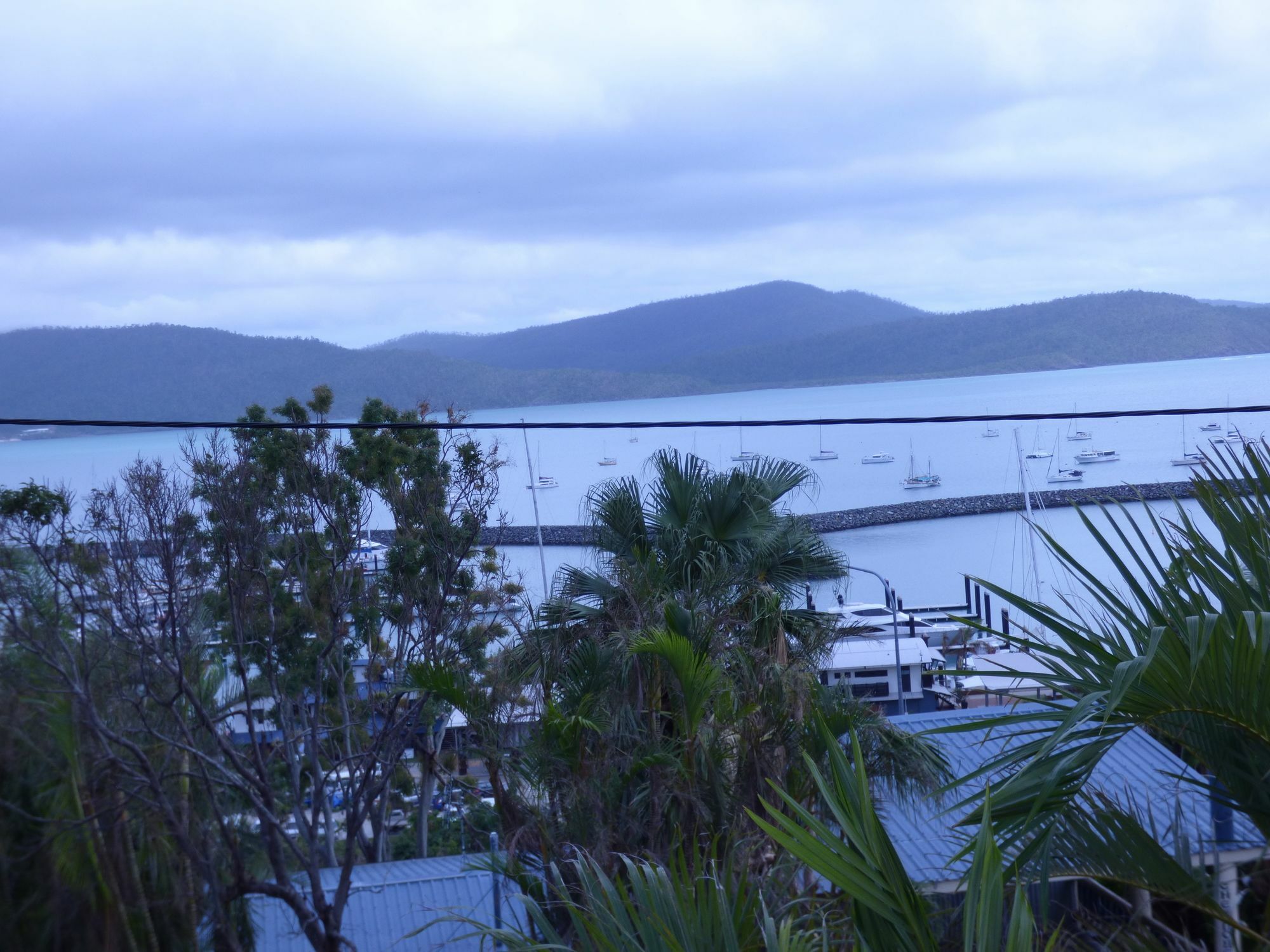 Sunlit Waters Studio Apartments Airlie Beach Dış mekan fotoğraf